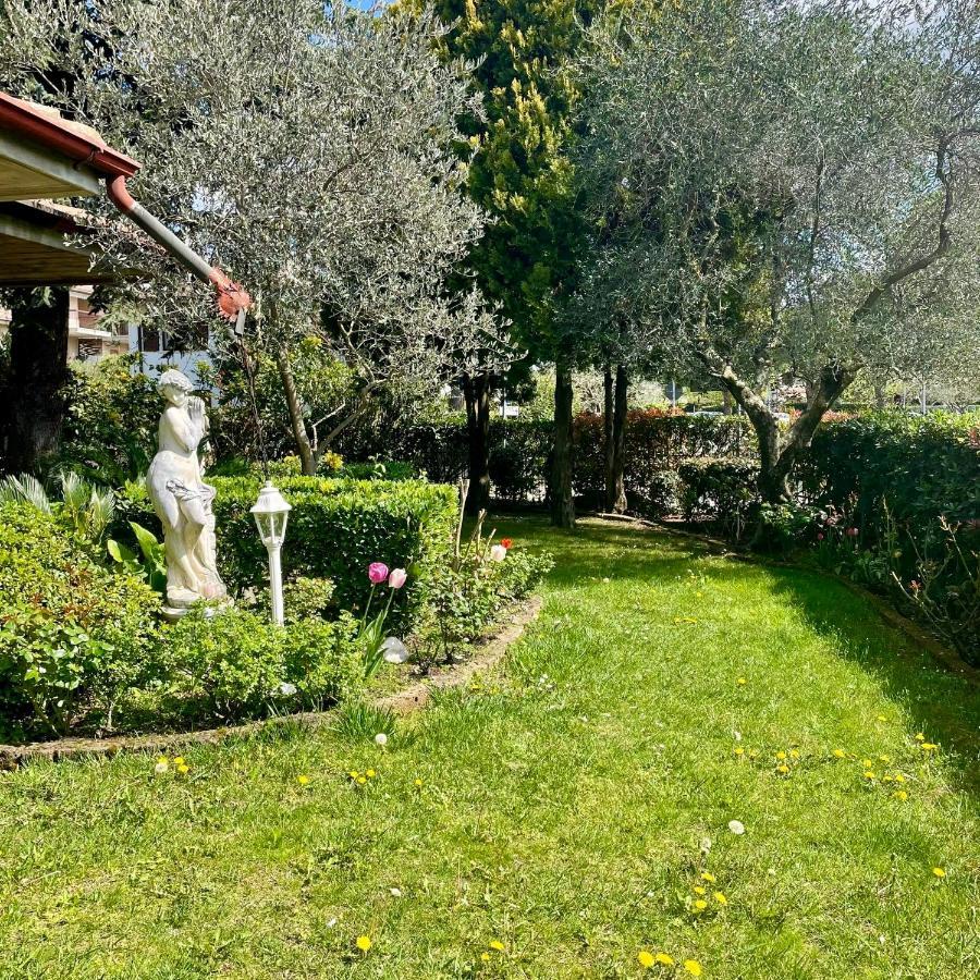 B&B Happy Days Breakfast Sirmione Exteriér fotografie