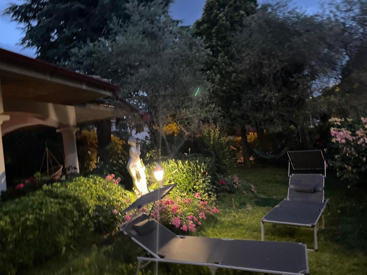 B&B Happy Days Breakfast Sirmione Exteriér fotografie